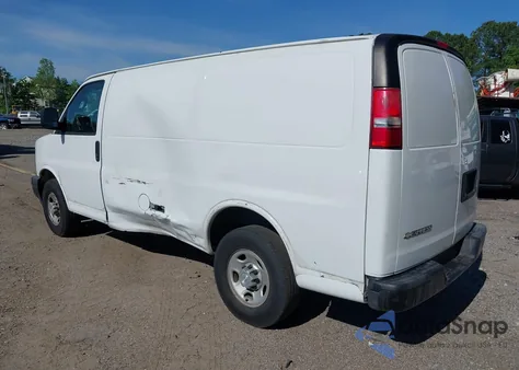 2017 Chevrolet Express 2500 Work Van from USA, damaged, VIN 1GCWGAFF4H1132028